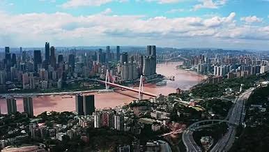 4k航拍重庆夏季城市天际线风光视频的预览图